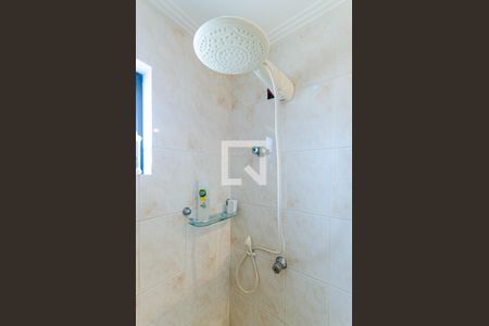 Apartamento para alugar com 90m², 3 quartos e 2 vagas Apartamento para alugar com 90m², 3 quartos e 2 vagasChuveiro