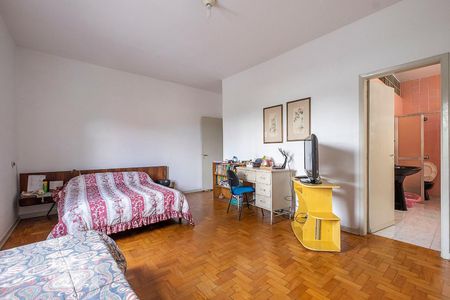 Suíte de casa à venda com 4 quartos, 461m² em Vila Madalena, São Paulo