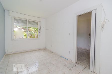 Quarto de apartamento à venda com 1 quarto, 37m² em Cavalhada, Porto Alegre