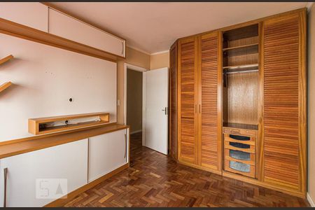 Quarto de apartamento para alugar com 1 quarto, 48m² em Auxiliadora, Porto Alegre