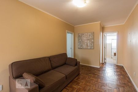 Sala de apartamento para alugar com 1 quarto, 48m² em Auxiliadora, Porto Alegre