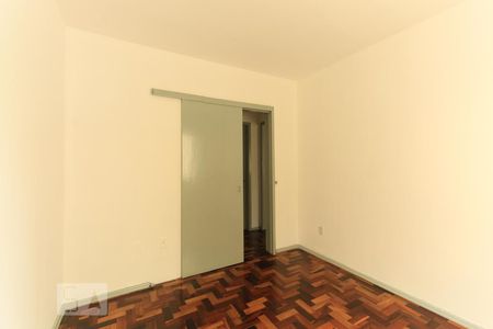 Quarto 1 de apartamento para alugar com 2 quartos, 68m² em Partenon, Porto Alegre