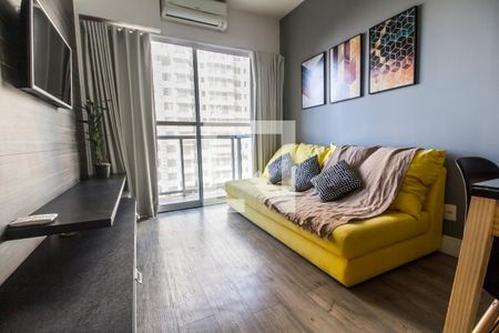 Sala de TV de apartamento para alugar com 1 quarto, 49m² em Alphaville Industrial, Barueri