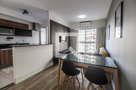 Sala de Jantar de apartamento para alugar com 1 quarto, 49m² em Alphaville Industrial, Barueri