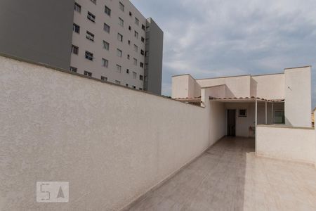 Apartamento à venda com 58m², 2 quartos e 1 vaga Apartamento à venda com 58m², 2 quartos e 1 vagaCobertura/Área de Serviço