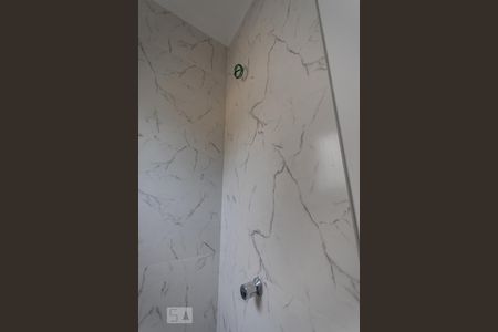 Apartamento à venda com 58m², 2 quartos e 1 vaga Apartamento à venda com 58m², 2 quartos e 1 vagaBanheiro