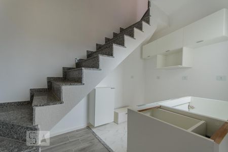 Sala/Cozinha de apartamento para alugar com 2 quartos, 136m² em Vila Guiomar, Santo André