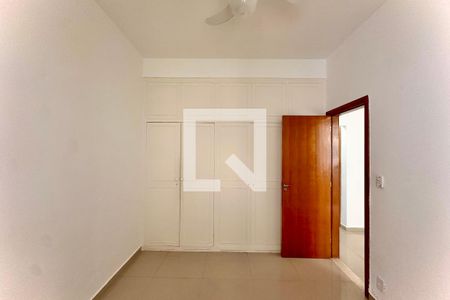 Quarto 1 de apartamento para alugar com 2 quartos, 60m² em Flamengo, Rio de Janeiro