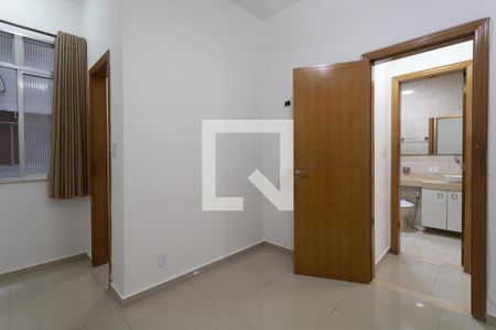 Quarto1 de apartamento para alugar com 2 quartos, 70m² em Flamengo, Rio de Janeiro