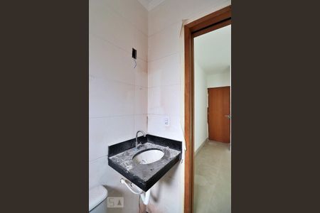 Banheiro da Suíte 1 de apartamento à venda com 3 quartos, 74m² em Jardim Rina, Santo André