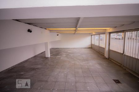 Casa à venda com 260m², 3 quartos e 4 vagas Casa à venda com 260m², 3 quartos e 4 vagasGaragem