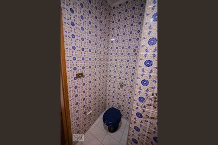 Casa à venda com 260m², 3 quartos e 4 vagas Casa à venda com 260m², 3 quartos e 4 vagasBanheiro