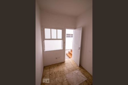 Casa à venda com 260m², 3 quartos e 4 vagas Casa à venda com 260m², 3 quartos e 4 vagasEdicula