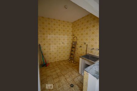 Casa à venda com 260m², 3 quartos e 4 vagas Casa à venda com 260m², 3 quartos e 4 vagasLavanderia