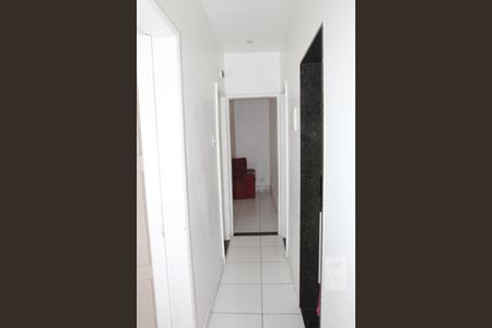 Corredor de apartamento à venda com 3 quartos, 75m² em Piedade, Rio de Janeiro