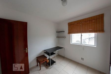 Quarto 2 de apartamento para alugar com 3 quartos, 78m² em Coração Eucarístico, Belo Horizonte