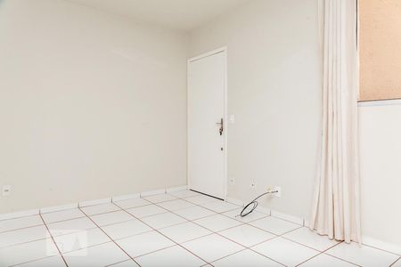 Sala de apartamento para alugar com 2 quartos, 65m² em Santa Mônica, Uberlândia