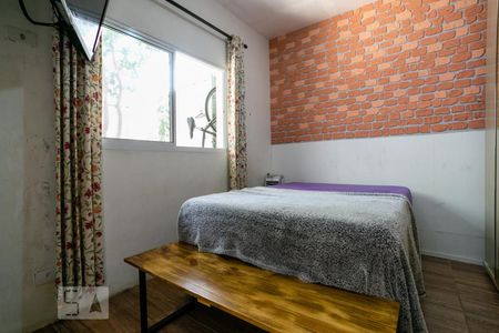 Quarto 1 de casa para alugar com 2 quartos, 80m² em Santa Teresinha, São Paulo