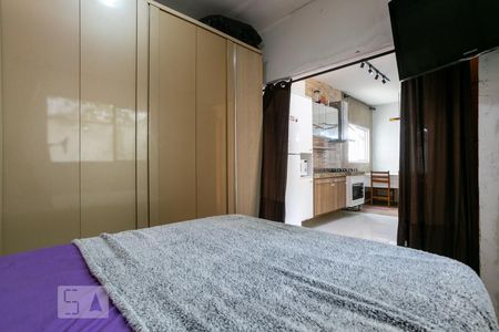 Quarto 1 de casa para alugar com 2 quartos, 80m² em Santa Teresinha, São Paulo