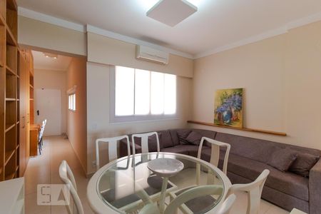 Salas de apartamento para alugar com 2 quartos, 72m² em Taquaral, Campinas