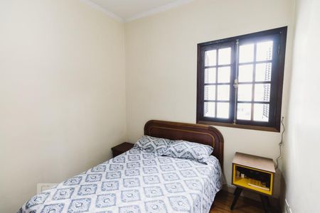 Quarto 2 de casa para alugar com 3 quartos, 90m² em Vila Pompéia, São Paulo
