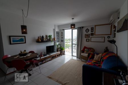 Sala de apartamento à venda com 2 quartos, 70m² em São Cristóvão, Rio de Janeiro