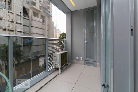 Varanda  de kitnet/studio à venda com 1 quarto, 40m² em Pinheiros, São Paulo