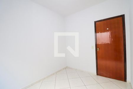 Quarto 1 de casa para alugar com 4 quartos, 156m² em Residencial Petrópolis, Goiânia