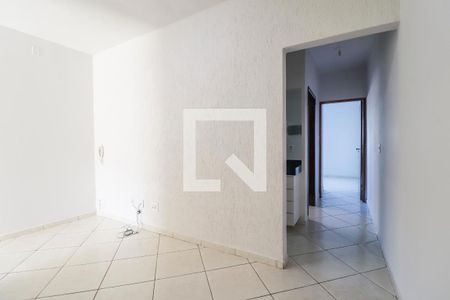 Corredor de casa para alugar com 4 quartos, 156m² em Residencial Petrópolis, Goiânia