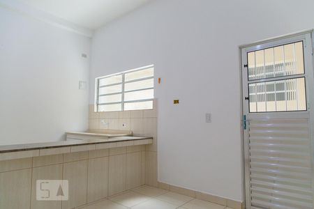 Sala de casa para alugar com 1 quarto, 35m² em Jardim Oriental, São Paulo