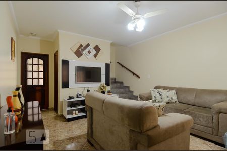 Sala de casa de condomínio à venda com 2 quartos, 102m² em Jardim Cocaia, Guarulhos