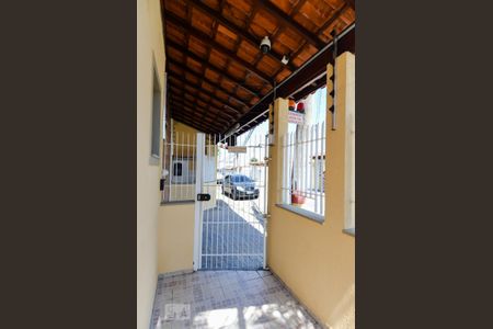Casa de condomínio à venda com 102m², 2 quartos e 2 vagas Casa de condomínio à venda com 102m², 2 quartos e 2 vagasEntrada Social