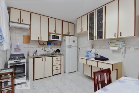 Casa de condomínio à venda com 102m², 2 quartos e 2 vagas Casa de condomínio à venda com 102m², 2 quartos e 2 vagasCozinha