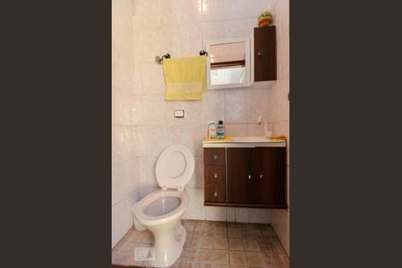 Casa de condomínio à venda com 102m², 2 quartos e 2 vagas Casa de condomínio à venda com 102m², 2 quartos e 2 vagasBanheiro de Serviço