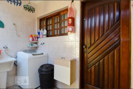 Casa de condomínio à venda com 102m², 2 quartos e 2 vagas Casa de condomínio à venda com 102m², 2 quartos e 2 vagasÁrea de Serviço