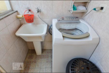 Casa de condomínio à venda com 102m², 2 quartos e 2 vagas Casa de condomínio à venda com 102m², 2 quartos e 2 vagasÁrea de Serviço