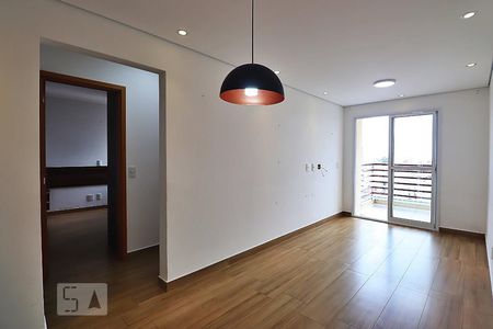 Sala de apartamento para alugar com 2 quartos, 60m² em Parque das Nações, Santo André