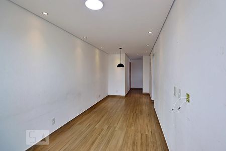 Sala de apartamento para alugar com 2 quartos, 60m² em Parque das Nações, Santo André