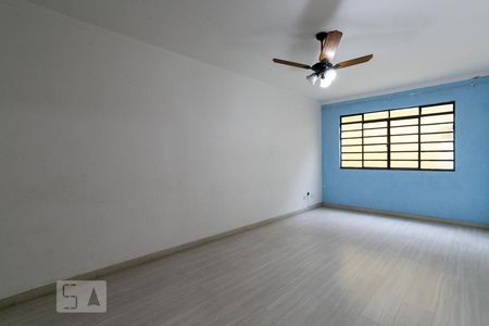 Sala de casa à venda com 3 quartos, 250m² em Parada Inglesa, São Paulo