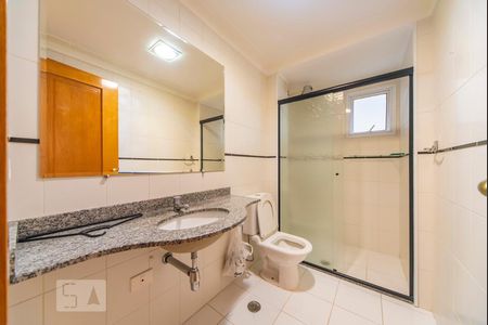 Banheiro  de apartamento para alugar com 3 quartos, 85m² em Vila Valparaíso, Santo André