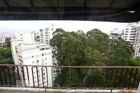 Apartamento para alugar com 230m², 4 quartos e 4 vagas Apartamento para alugar com 230m², 4 quartos e 4 vagasvaranda