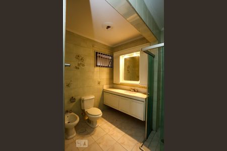 Apartamento para alugar com 230m², 4 quartos e 4 vagas Apartamento para alugar com 230m², 4 quartos e 4 vagasBanheiro da Suíte 3