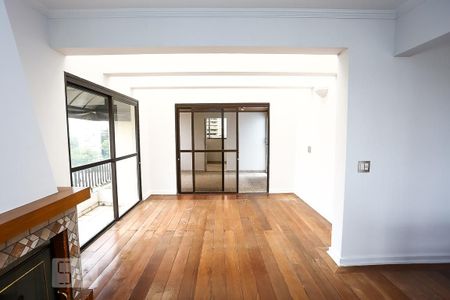 Apartamento para alugar com 230m², 4 quartos e 4 vagas Apartamento para alugar com 230m², 4 quartos e 4 vagassala 2 piso superior