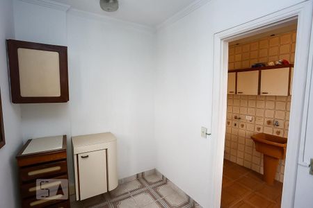 Apartamento para alugar com 230m², 4 quartos e 4 vagas Apartamento para alugar com 230m², 4 quartos e 4 vagasDespensa