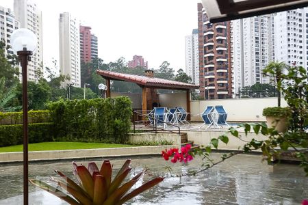 Apartamento para alugar com 230m², 4 quartos e 4 vagas Apartamento para alugar com 230m², 4 quartos e 4 vagasÁrea comum - Churrasqueira