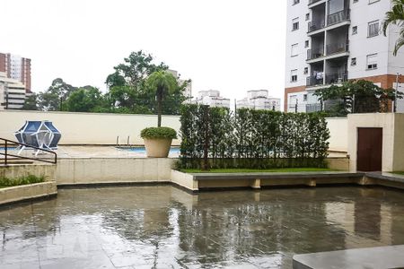 Apartamento para alugar com 230m², 4 quartos e 4 vagas Apartamento para alugar com 230m², 4 quartos e 4 vagasÁrea comum - Piscina