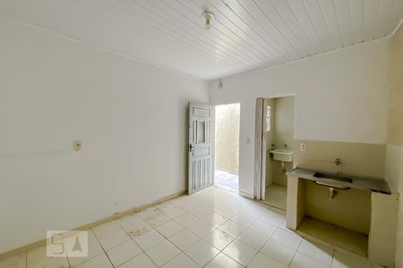 Sala quarto e cozinha de kitnet/studio para alugar com 1 quarto, 14m² em Mooca, São Paulo