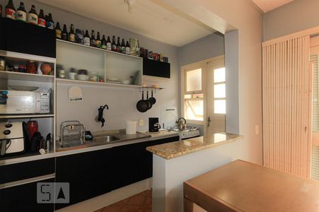 Cozinha de apartamento à venda com 2 quartos, 75m² em Partenon, Porto Alegre