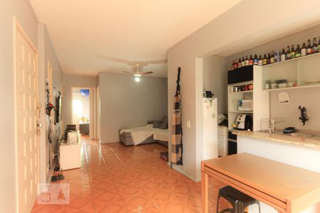 Sala de apartamento à venda com 2 quartos, 75m² em Partenon, Porto Alegre