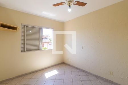 Quarto 2 de apartamento para alugar com 2 quartos, 70m² em Jardim Quarto Centenário, Campinas